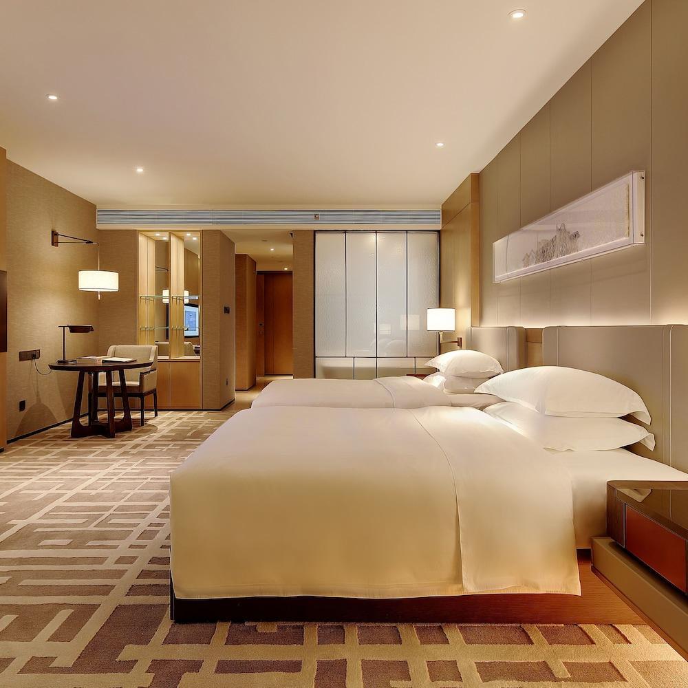 Dongguan Dongcheng International Hotel - Free Shuttle Buses For Executive Room Guests During Canton Fair Kültér fotó