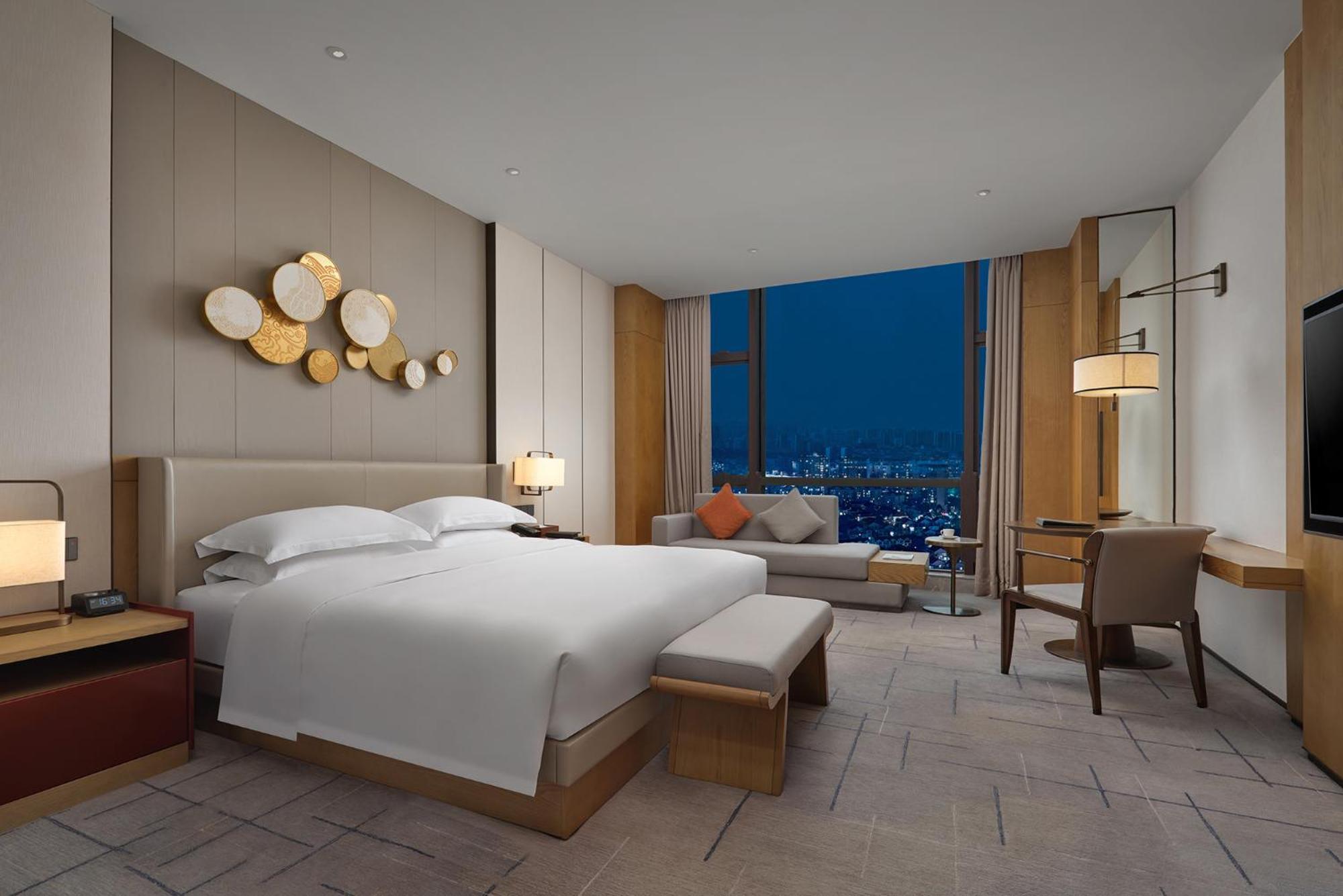 Dongguan Dongcheng International Hotel - Free Shuttle Buses For Executive Room Guests During Canton Fair Kültér fotó