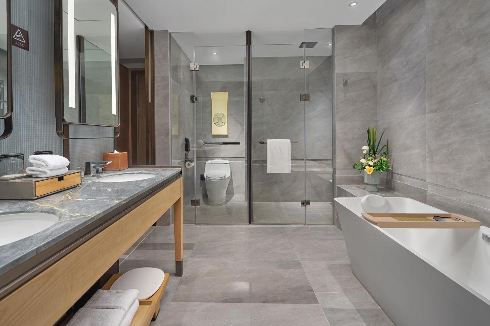 Dongguan Dongcheng International Hotel - Free Shuttle Buses For Executive Room Guests During Canton Fair Kültér fotó