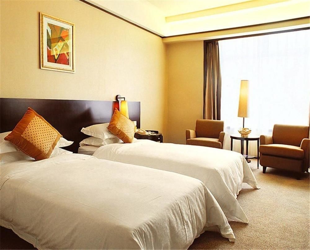 Dongguan Dongcheng International Hotel - Free Shuttle Buses For Executive Room Guests During Canton Fair Kültér fotó