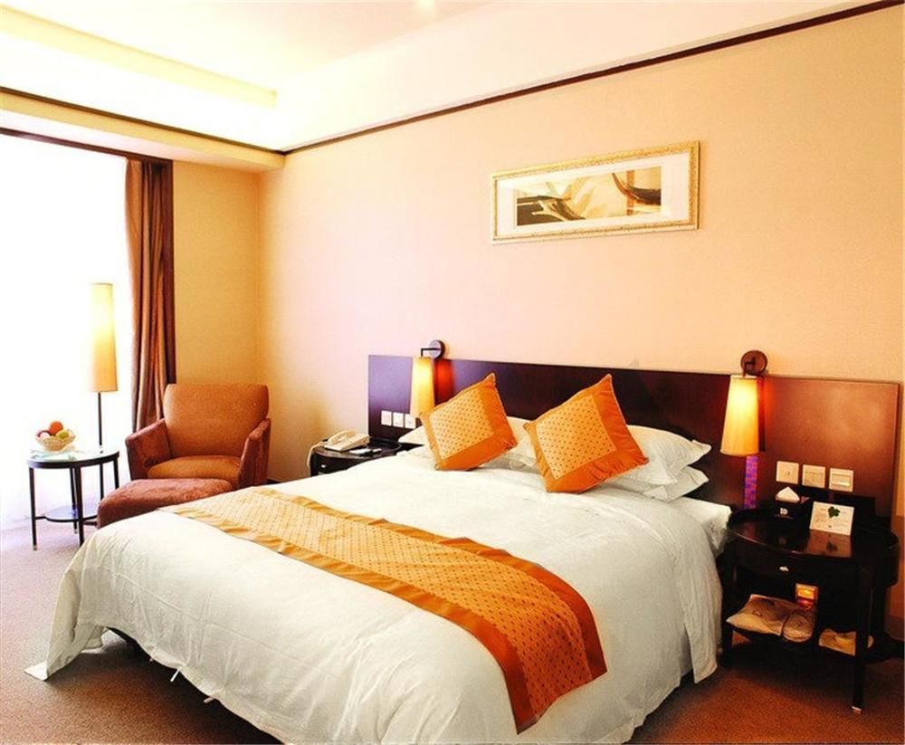 Dongguan Dongcheng International Hotel - Free Shuttle Buses For Executive Room Guests During Canton Fair Kültér fotó