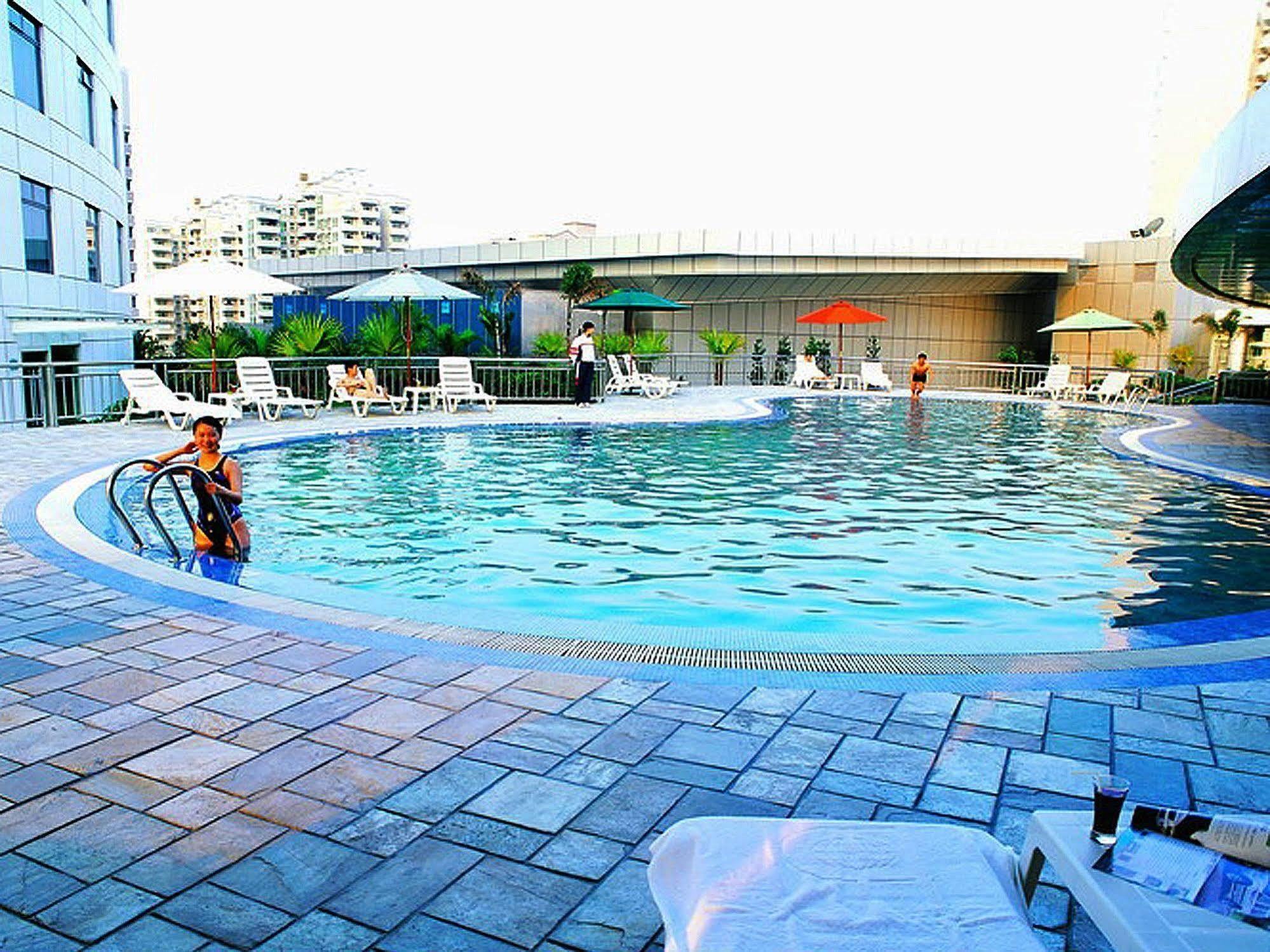 Dongguan Dongcheng International Hotel - Free Shuttle Buses For Executive Room Guests During Canton Fair Kültér fotó
